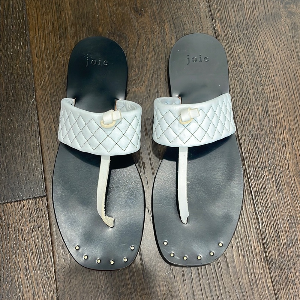 Joie Batton thong sandals - white